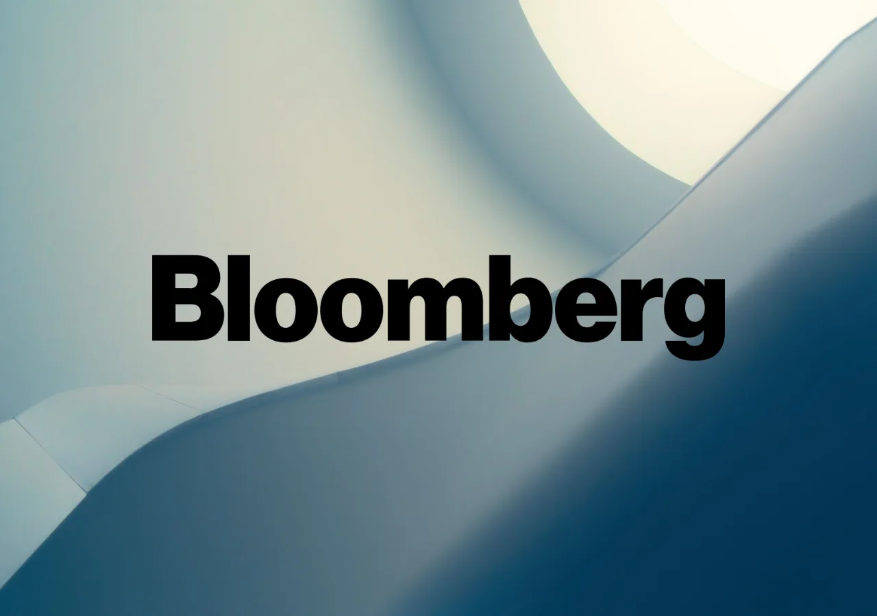 Bloomberg đưa ra lời xin lỗi tới Binance và cựu CEO CZ